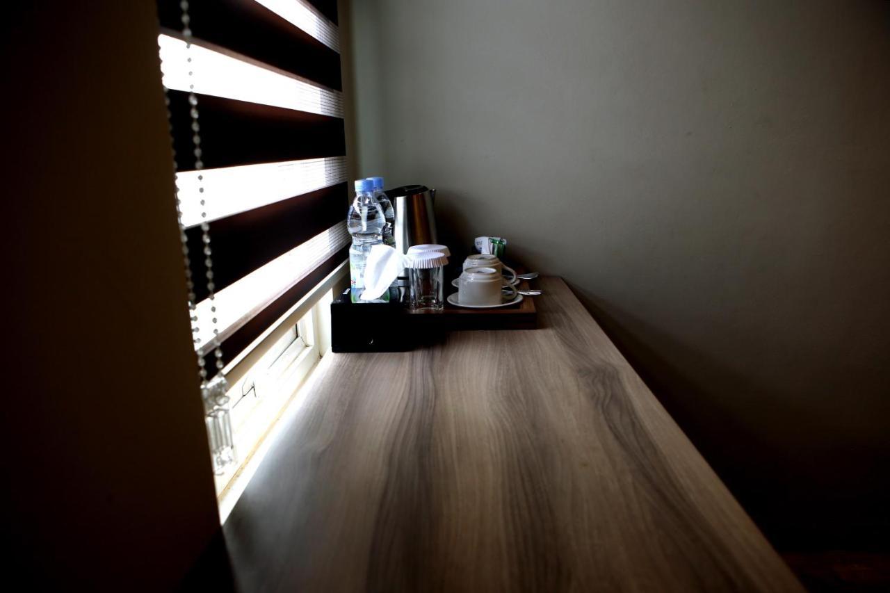 Shine Bnb Cianjur Exterior foto